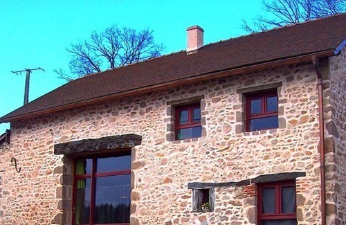 Barrais-Bussolles Cottage | Large cottage in Bussolles with pets allowed