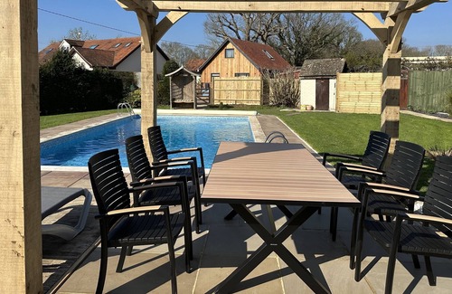 Southwater House | Large Cottage, sleeps 8-10, Semi rural, Summer Pool, Hot Tub & pet friendly