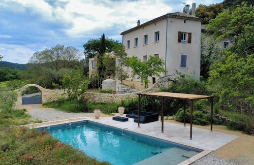 Saint-Alexandre House | Large country house, heart of nature, 2 private swimming pools, panoramic view !