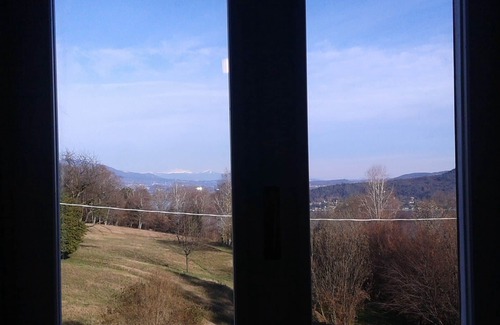 Nebbiuno Bed & Breakfast | Large double room with lake view, sun terrace, big garden, breakfast included