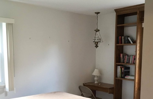 Town of Owasco House | Large east side property