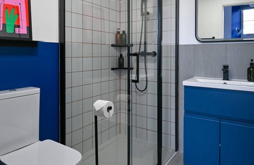 Angel Apartment | Large Ensuite Bedroom Close to Angel Shoreditch