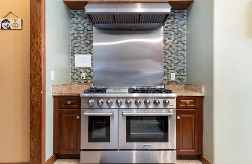 Berlin House | Large estate & cottage with private pool, firepits, & game room