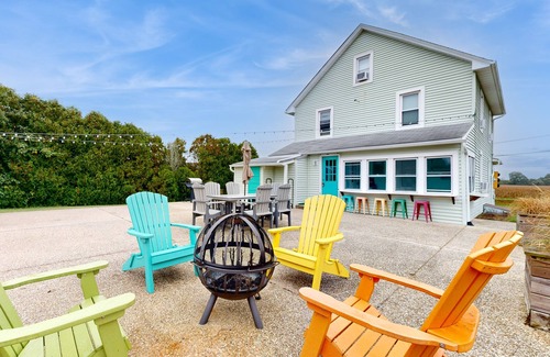 Berlin House | Large estate & cottage with private pool, firepits, & game room