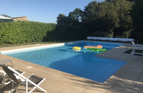 Saint-Pierre-d'Oleron House | Large family house with park and swimming pool - quiet location in the city center