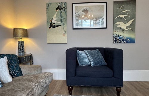 Palmers Green Apartment | Large Family Apartment, close to London, near parks and amenities