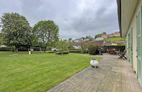 Longny-au-Perche Cottage | Large Family & Friends Home, Pets Welcome