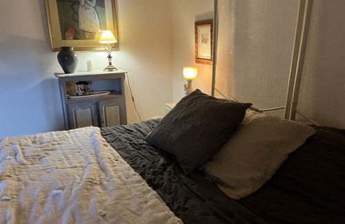 Caderousse Other | Large family farmhouse in the countryside, with swimming pool, close to summer festivals