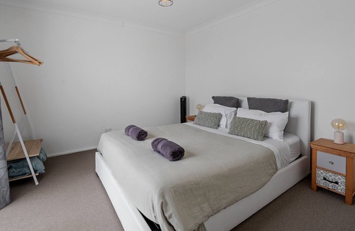 Basin View House | Large family friendly home close to Jervis Bay, Huskisson and great beaches