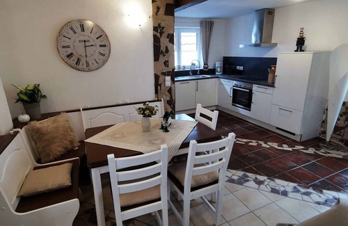 Volkach Apartment | Large family-friendly vacation apartment (90 sqm) with balcony
