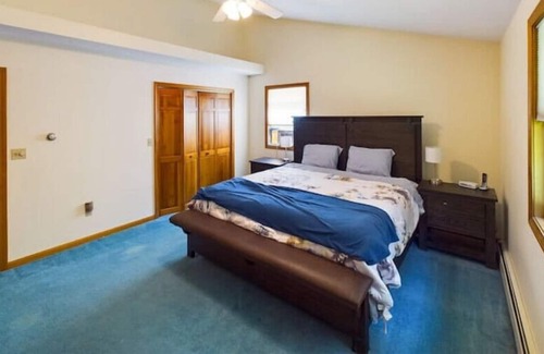 Moultonborough House | Large Family Home Near Swim, Ski -- Pet-Friendly!