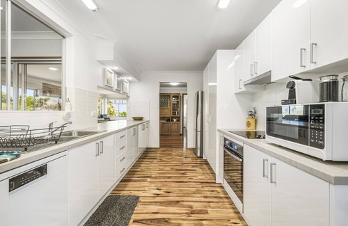 Crescent Head House | LARGE FAMILY HOME WITH OCEAN VIEWS SUIT EXTENDED FAMILIES