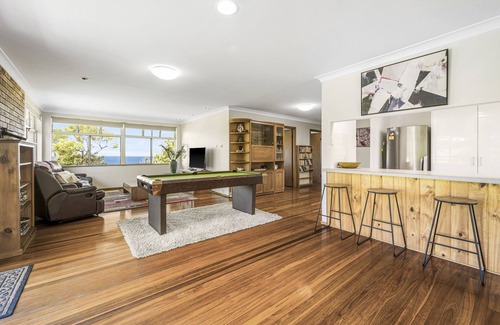 Crescent Head House | LARGE FAMILY HOME WITH OCEAN VIEWS SUIT EXTENDED FAMILIES