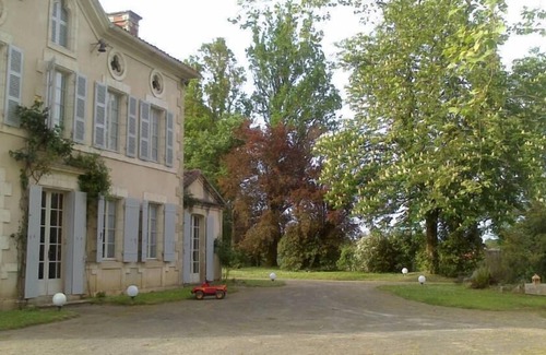 Poyanne House | Large family home