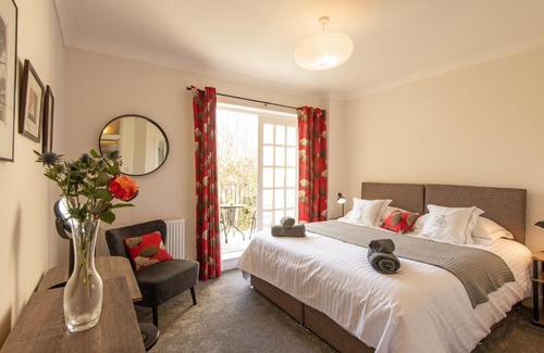 Frinton-on-Sea House | Large family home, great facilities, near Frinton beach