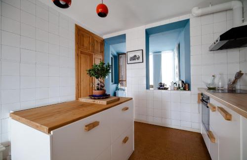 San Ildefonso Apartment | Large family home in Albaicin Center