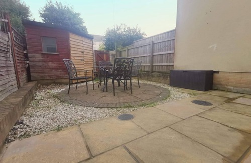 Plymouth House | Large Family Home with off-road parking
