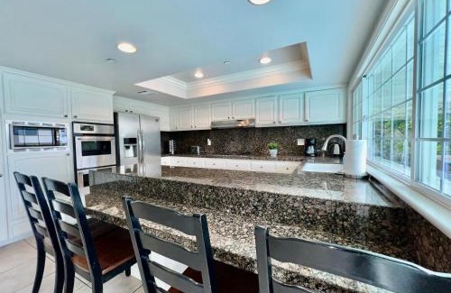 Southwest Anaheim House | Large Family Pool Home 25 Miles To Disney w/3 King Beds!
