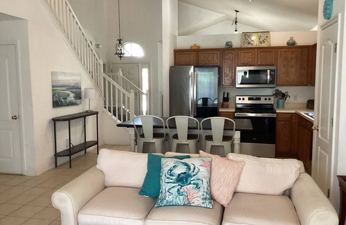 Silver Creek House | Large family vacation home, close to Disney, private pool & spa, newly remodeled