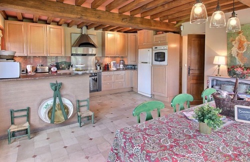 Saint-Etienne-la-Thillaye House | Large Norman gîte and small outbuilding