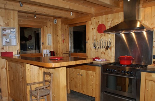 Saint-Nicolas-la-Chapelle Ski Chalet | Large chalet labeled 4 * for 10 people with breathtaking Mont-Blanc view