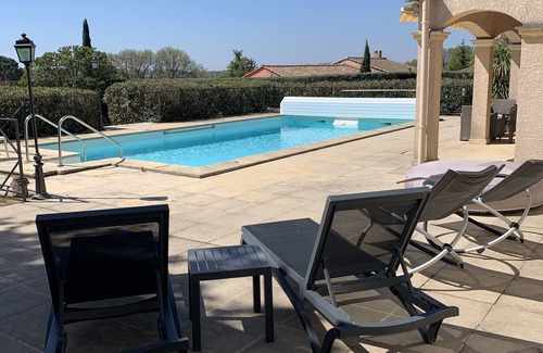 Saint-Quentin-la-Poterie Villa | Large villa with pool and large garden in a quiet location 5 minutes from Uzes (Gard).