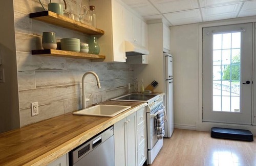 Saint-Romuald Apartment | Large, fully-equipped apartment - private access (ideal for visiting Quebec City)