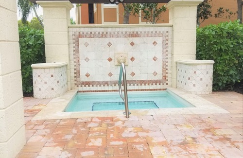 Naples Condo | Large fully furnished, quiet condo with lake view, pool and tennis court