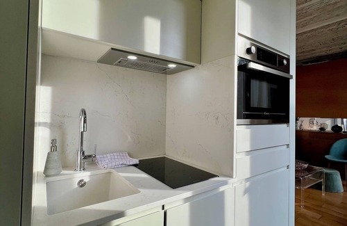 Quartier Sainte-Avoye Apartment | Large furnished studio Paris Marais Centre Pompidou