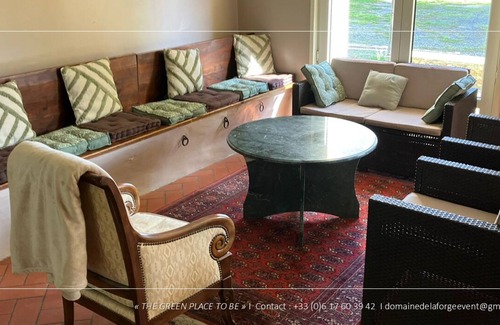 Villeneuve-sur-Bellot Other | Large Gite & Private Event Venue 85km from Paris