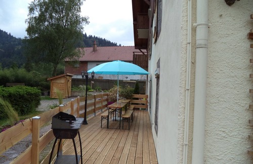 La Bresse Ski Chalet | Large gîte with Sauna and Balneo 4*, shuttle to the ski slopes!