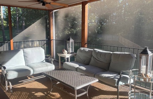 Burney Branch House | Large Golf Course neighborhood 4 Bd, 4.5 Ba