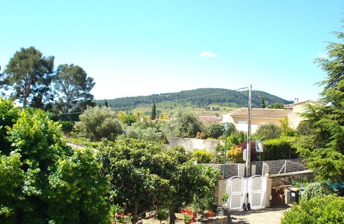 La Cadiere-d'Azur Apartment | Large ground floor of a villa in the village, near the sea