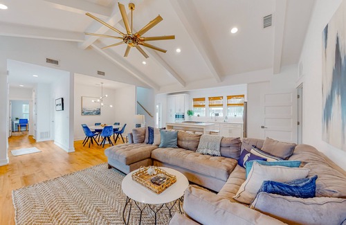 Clipper Cove House | Large group getaway walkable to the beach with private pool & chef's kitchen