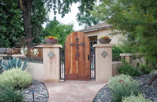 Visalia House | Large Groups-Seq Parks Coast Wineries Skiing