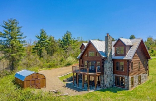Allisonia House | Large Groups Welcome! River and Trail Access 4BS14 - River Trail Lodge