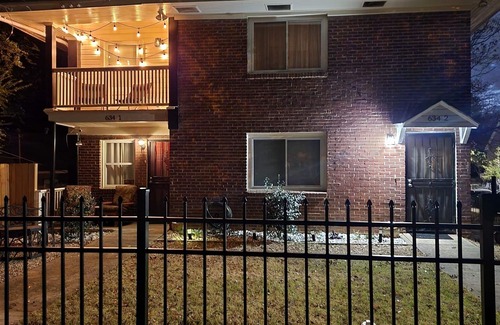 Atlanta House | Large Groups Welcome