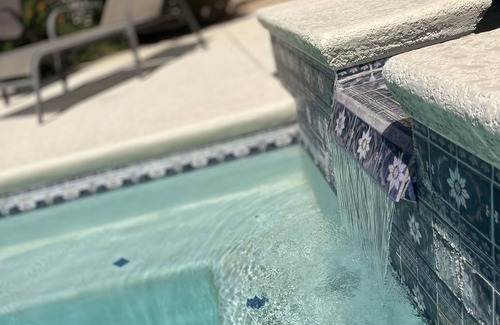 Lake Havasu City House | Large heated pool and hot tub! 2 King Rooms. Lake View!