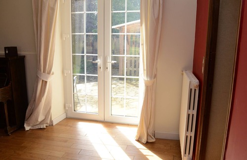 Desertines House | Large Holiday Home | 5 bedrooms | Heated Pool | Gym | Games room | No pets