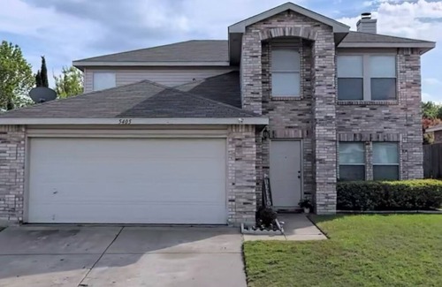 Fort Worth House | Large home 4bd 2.5 bth for 10 people & 10 min. from Ft. worth stockyards