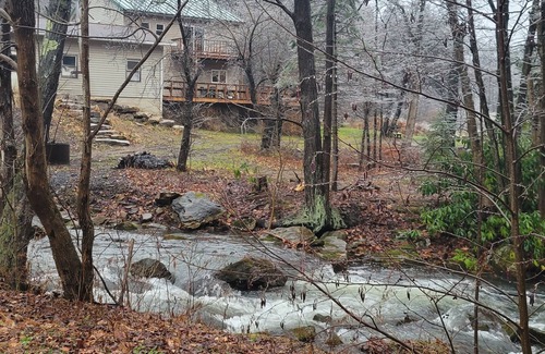 Jefferson Township House | Large home located in the epicenter of the Laurel Highlands.