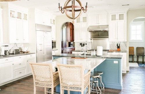 East Beach House | Large home w pool and spa steps from Goulds Inlet!