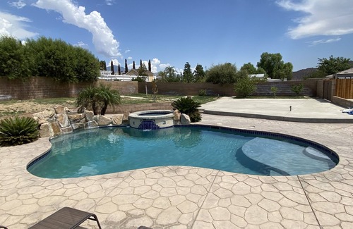 Banning House | Large Home w/Spacious Backyard and Pool