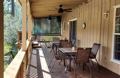 Groveland Cabin | Large Home @ Yosemite Gateway !