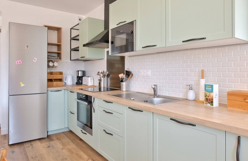 Plovan Ski Chalet | Large house and park for 10 with your family