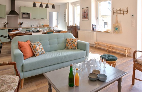 Plovan Ski Chalet | Large house and park for 10 with your family