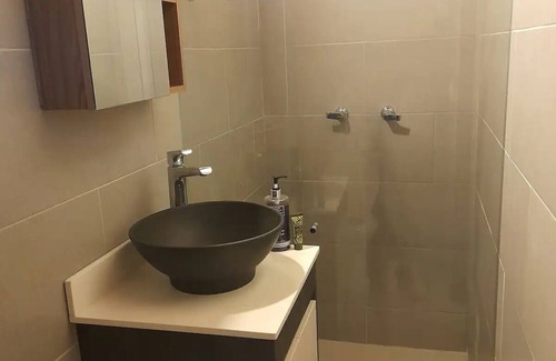 La Castellana House | Large house in Laureles safest area!