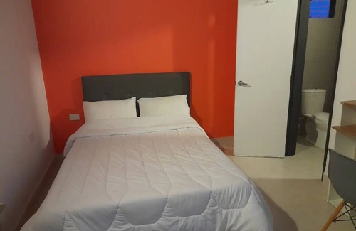 La Castellana House | Large house in Laureles safest area!