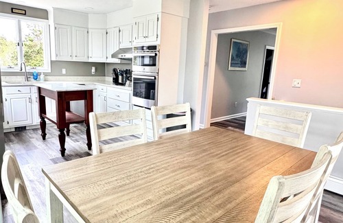 Orleans House | Large House w/ample space- steps from Skaket Beach, close to CCRT and downtown!
