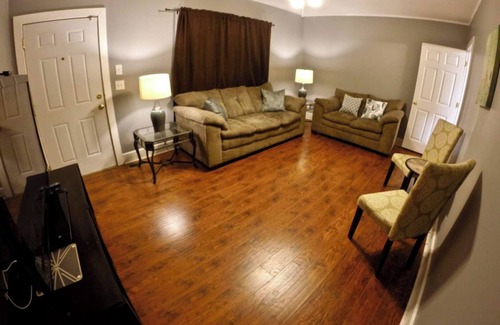 Murfreesboro House | Large House with Pool Table, Foosball, Ping Pong